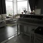 Luxury 1 Bedroom On Boykivska Lviv