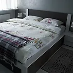Luxury 1 Bedroom On Boykivska Lägenhet *